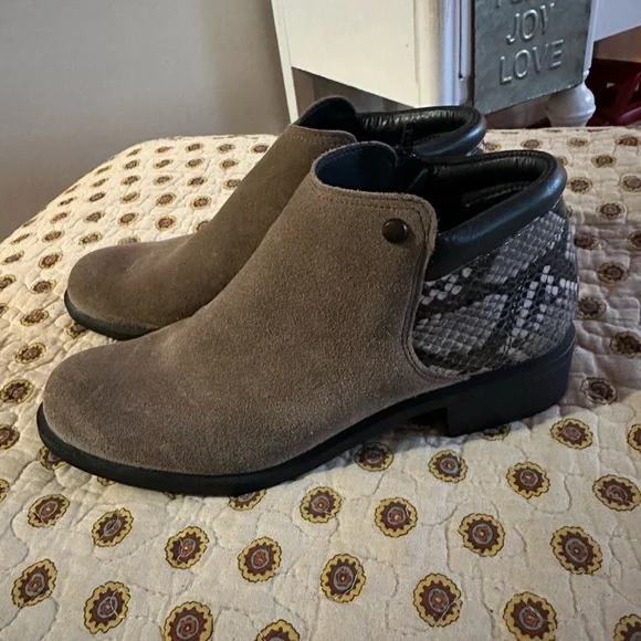 SAS Bethany Ankle Bootie Tumbleweed Size 8 - Picture 4 of 10